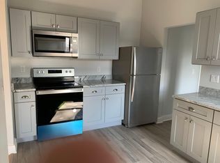 414 Sayles Ave #5, Pascoag, RI 02859