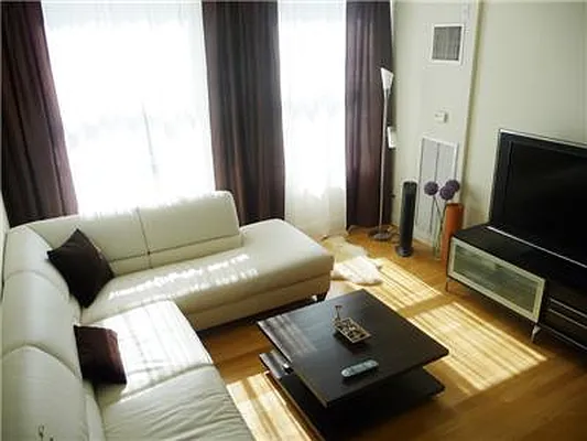 Rented by siso Sales Group | media 1