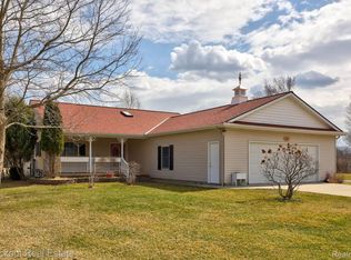 4887 Canterbury Ct, Vassar, MI 48768