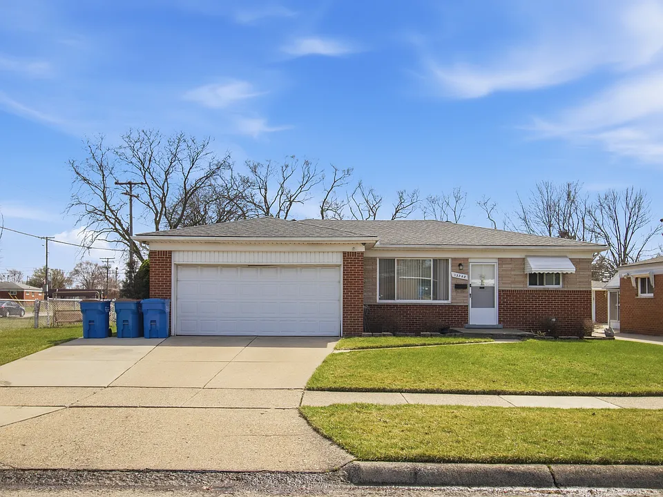 13348 Champaign Ave