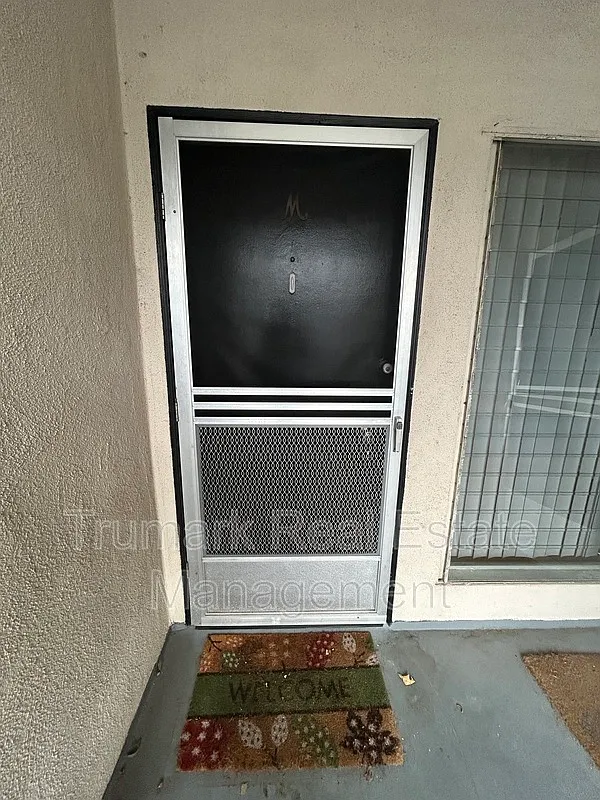 1 bed, 1.0 bath, $1,950 — Photo 2