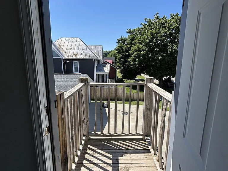 107-109 S Youlon St — Photo 11
