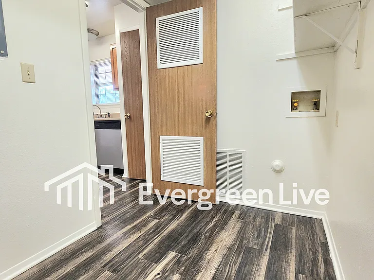 124 Raven Dr — Photo 13