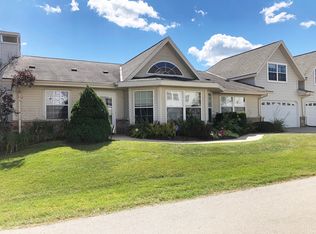 310 Kristin Ct W, Brookfield, WI 53045