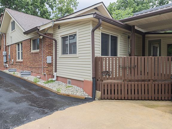 3rd image of 203 Edgewood Ave