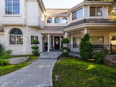 213 W Bluff Ave, Fresno, CA, 93711