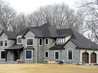 190 Brookwood Rd, Waterford, NY 12188