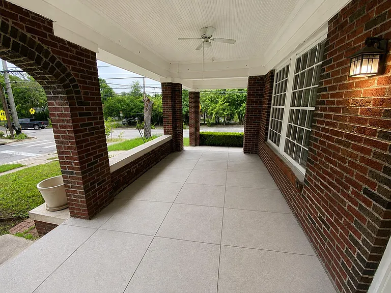 3200 Harris Park Ave — Photo 13