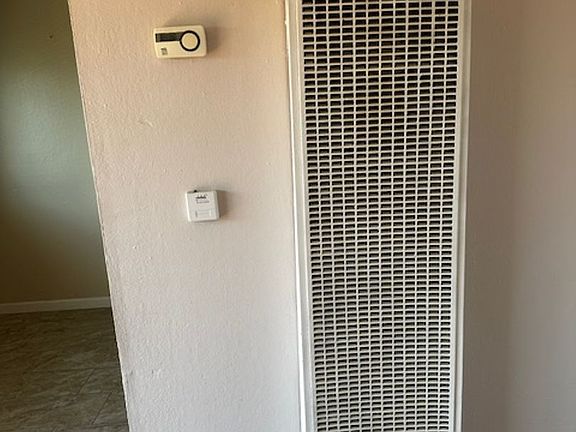 2nd image of 1501 E 4th St #1531