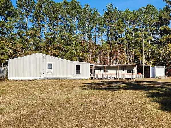 2930 Riverneck Rd, Columbia, NC 27925