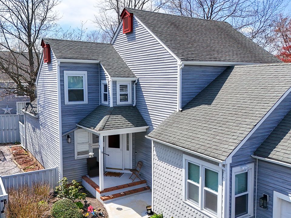 1st image of 66 Claridge Ct