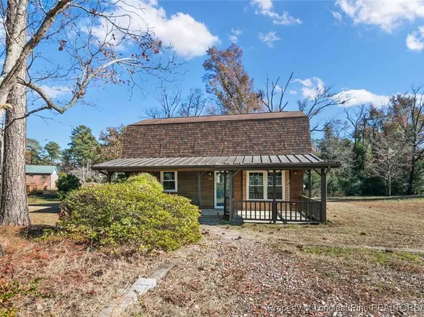 131 Apple Tree Cir, Raeford, NC 28376