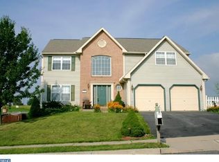 1208 Crest Rd, Leesport, PA 19533