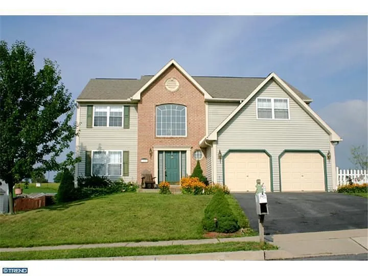 1208 Crest Rd photo 1