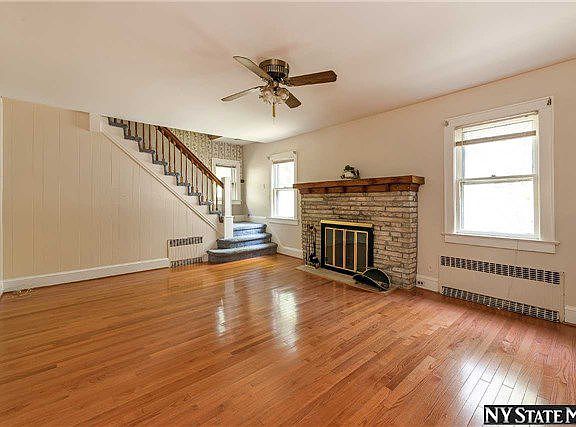 4th image of 87 Lenox Ave