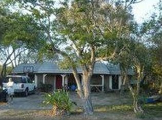 2402 Kenney Ln, Ingleside, TX 78362
