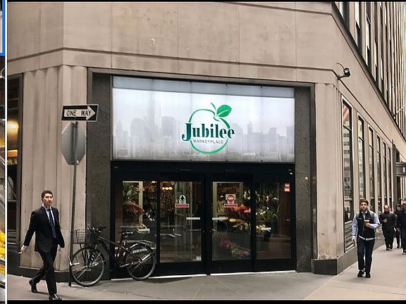 5th image of 99 John St APT 914