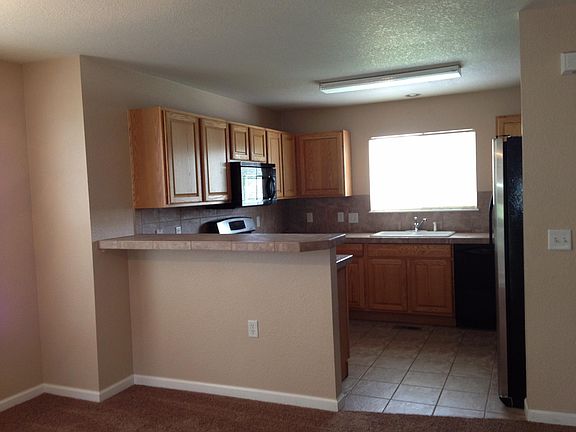 Kitchen bar