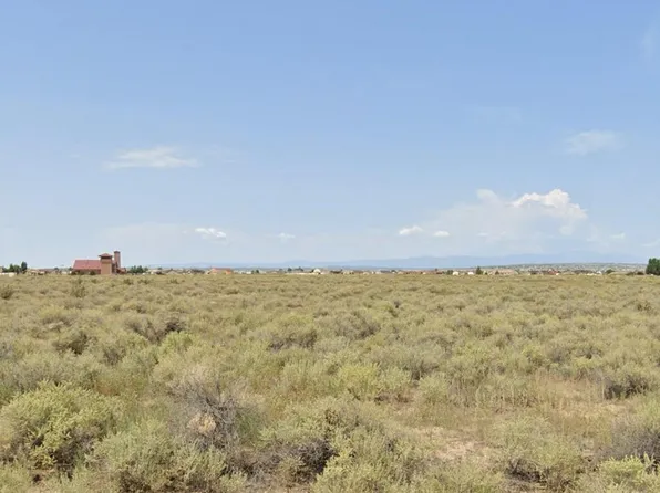 705 N Maplelawn Dr, Pueblo West, CO 81007