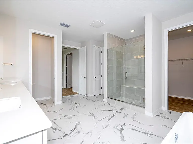 450 Winter Grove Blvd — Photo 76