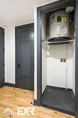 Rented by The KCI Group | media 9