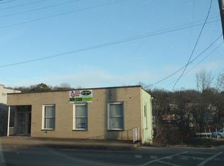 1613 Main St, Burgettstown, PA 15021