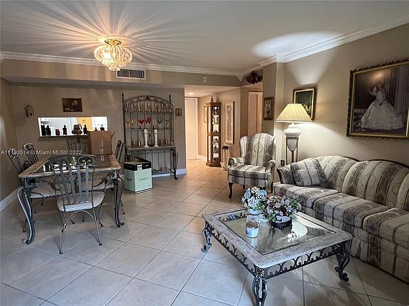 4th image of 8065 SW 107th Ave APT 313