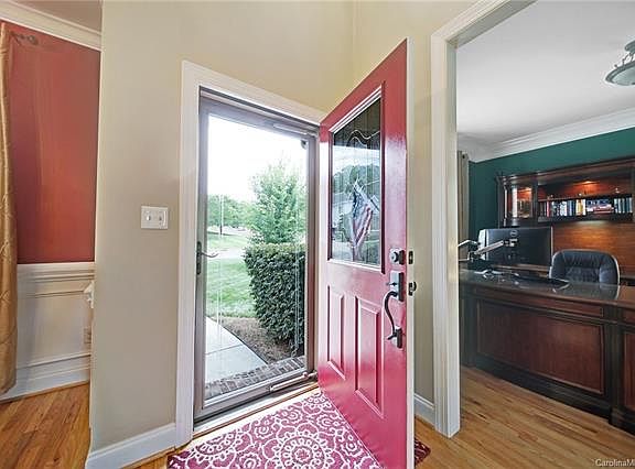 3rd image of 1692 Essex Hall Dr