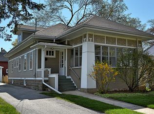 151 N Plum Grove Rd, Palatine, IL 60067