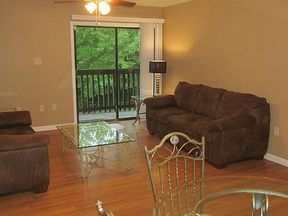 5th image of 132 Scottsdale Sq #132