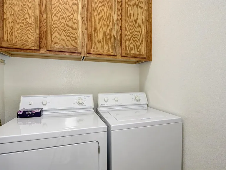 11733 Corino Way — Photo 19