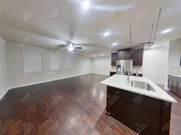 4th image of 1200 Natchez Trl