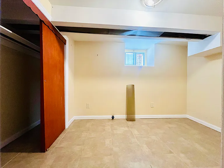 776 Adee Ave #B — Photo 2