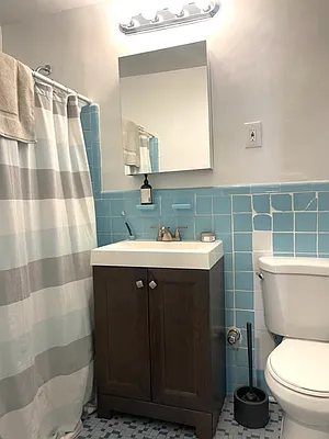 Rented by Oxford Property Group | media 12