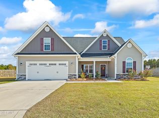 418 Durham Station Dr, Jacksonville, NC 28546