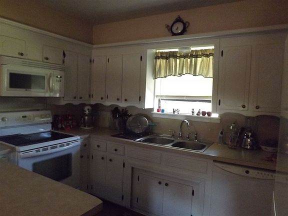 3rd image of 725 Sunnylane St