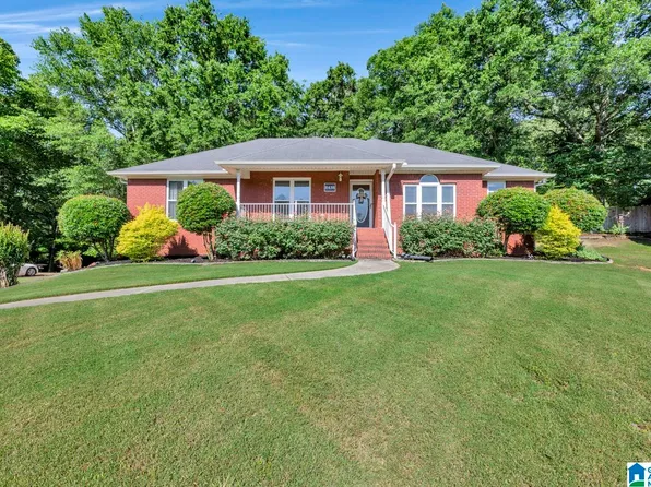 8438 Warwick Dr, Morris, AL 35116