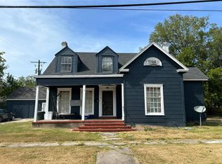 1142 Lyle St, Beaumont, TX 77701