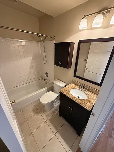209 Hanover St #3 Photo 1