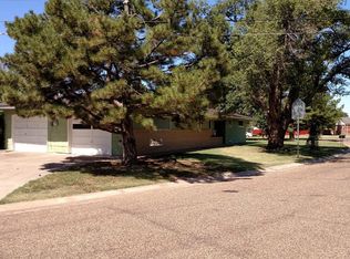 714 E Carlton Ave, Liberal, KS 67901