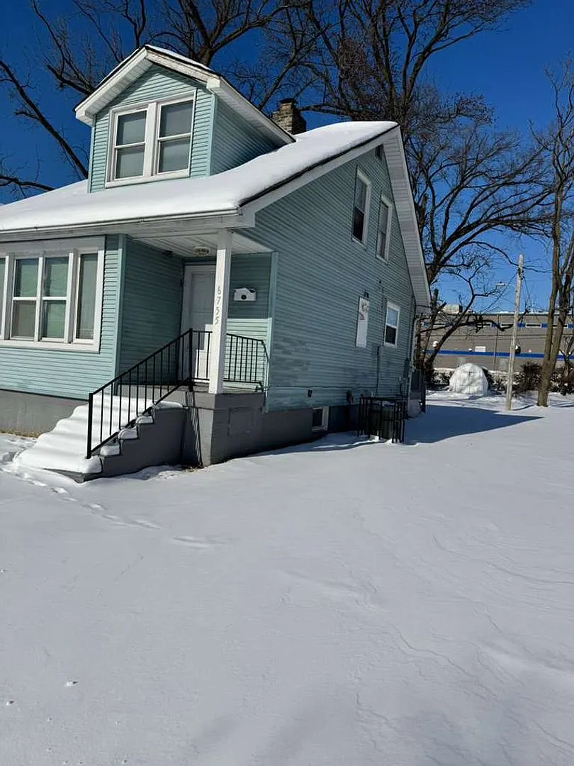 Building Photo - 6755 Schofield Pl