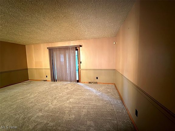 5th image of 2851 Carlton Dr NW