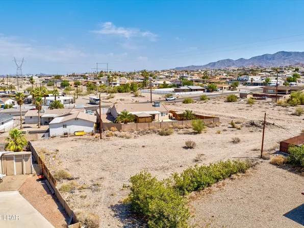 3393 Pioneer Dr, Lake Havasu City, AZ 86404