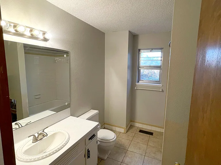 8930 S Park Rd #8930 — Photo 6