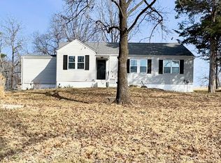 2636 Perkins Ln, High Ridge, MO 63049
