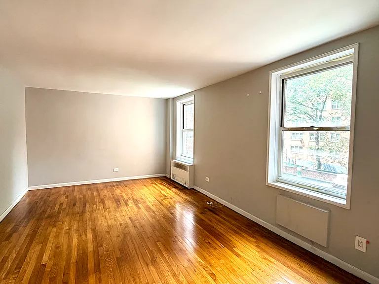 56-10 94th St #2K — Photo 1