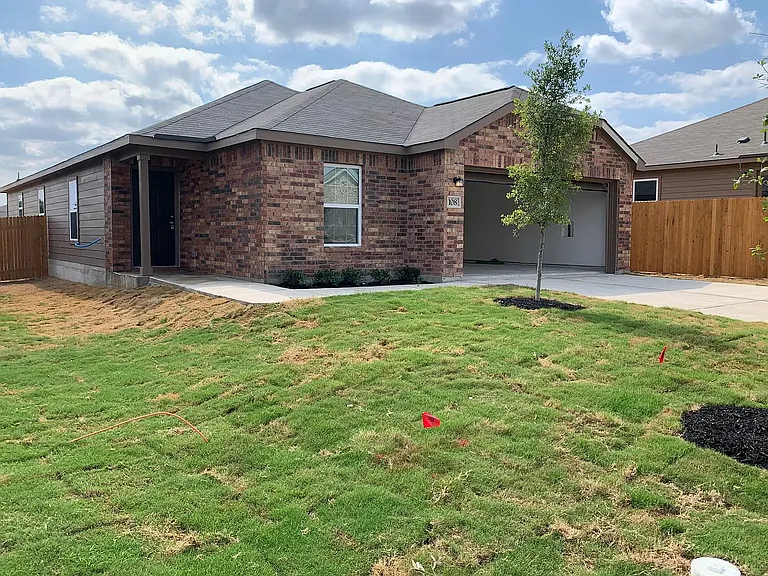 108 N Allington Cir — Photo 3