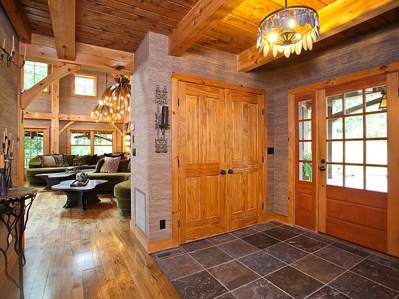 9 Mount Hunger Estates