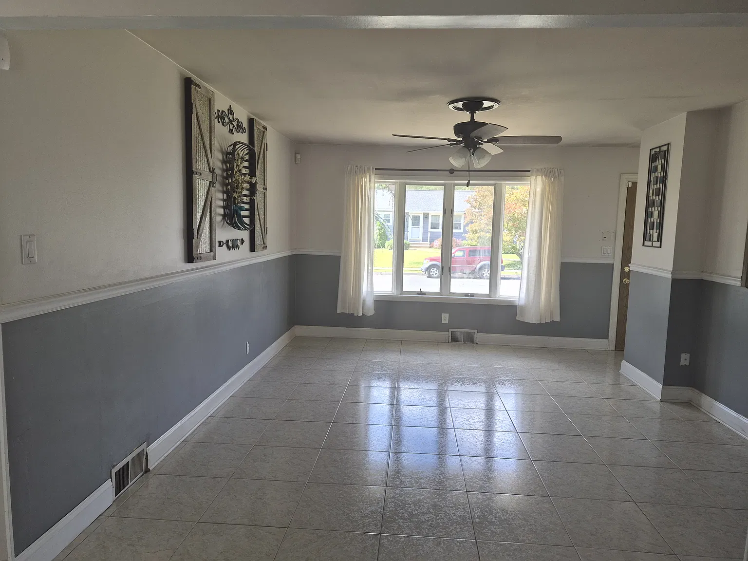 4 bed, 1840 sqft, $3,500 — Photo 2