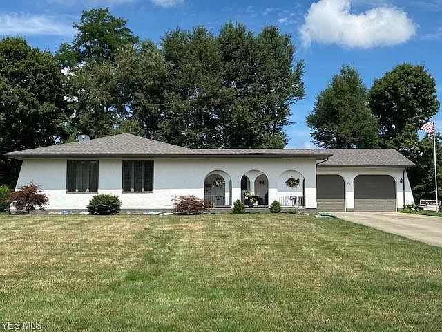 1st image of 617 Van Oaks Dr